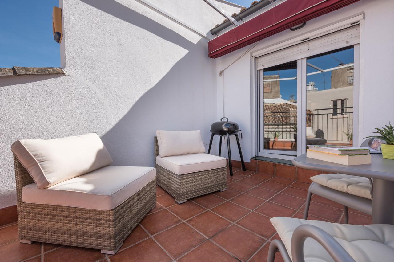 Tina Apartment In Malaga By Solaga Holiday Homes Dış mekan fotoğraf